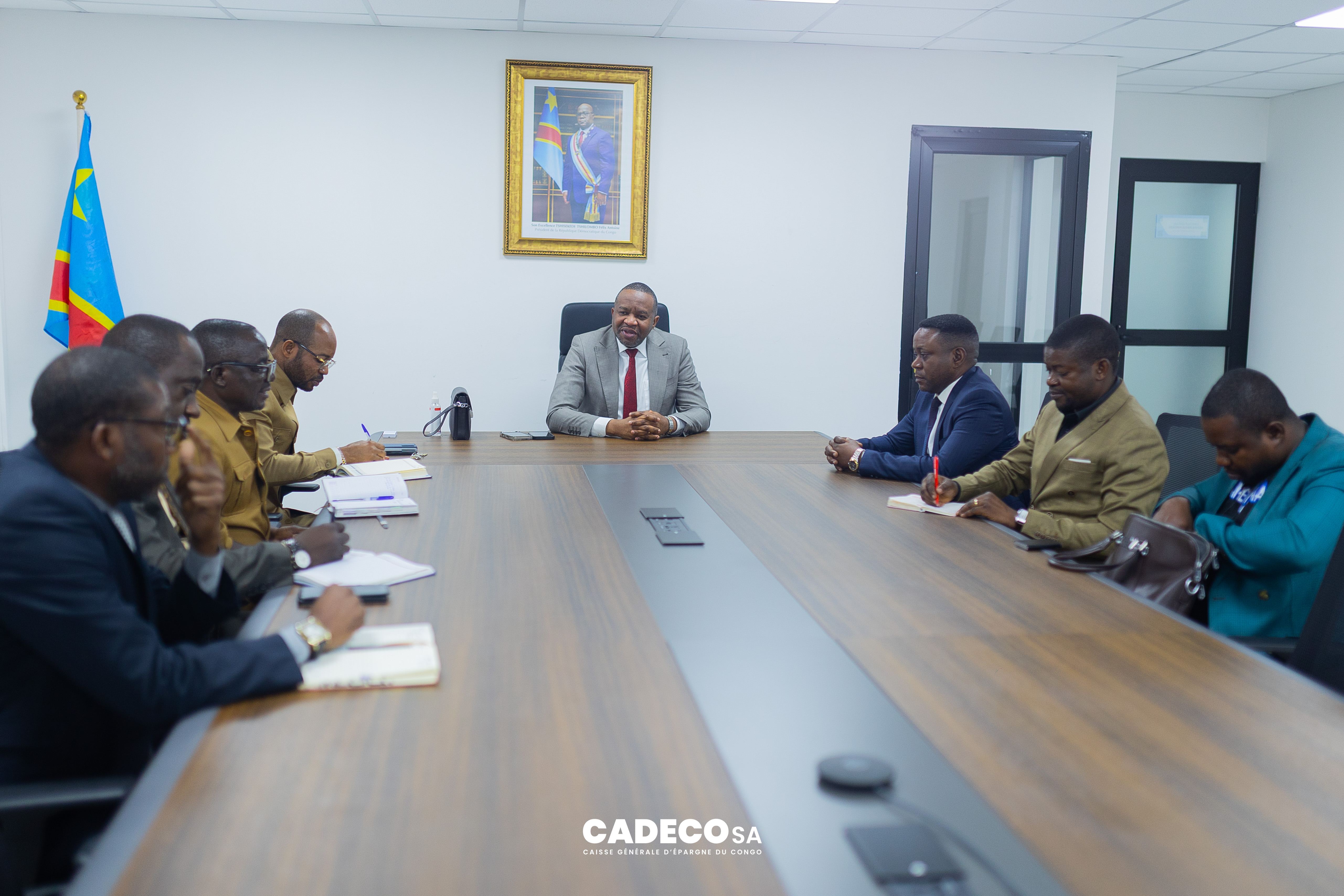 rencontre entre le gouverneur Nkoso Kevani et le DG de la CADECO